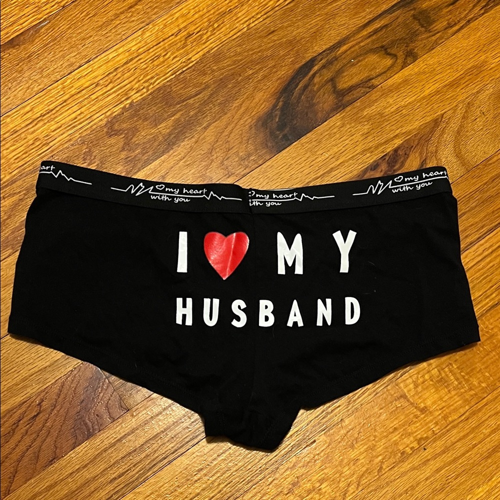 Black 'I Love My Husband’ panties
